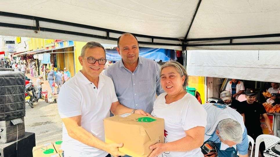 feria en mercado público